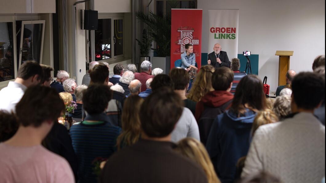 Timmermans voor een volle zaal in Leiden