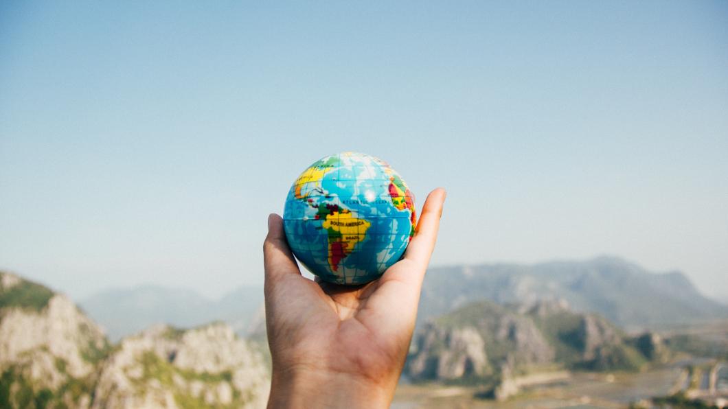 adventure-ball-shaped-blur-346885.jpg