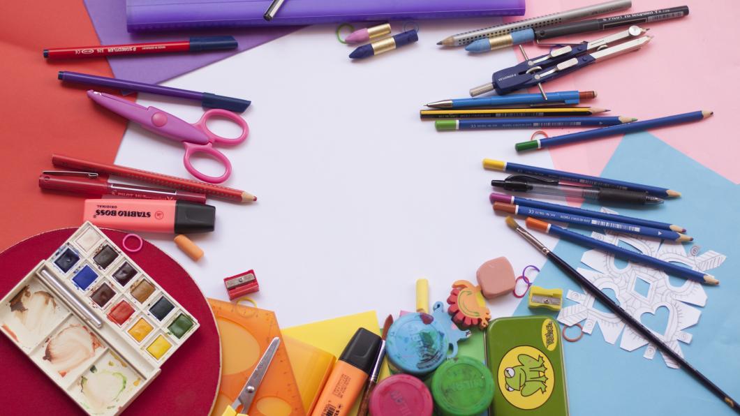 painting-and-drawing-tools-set-207665.jpg